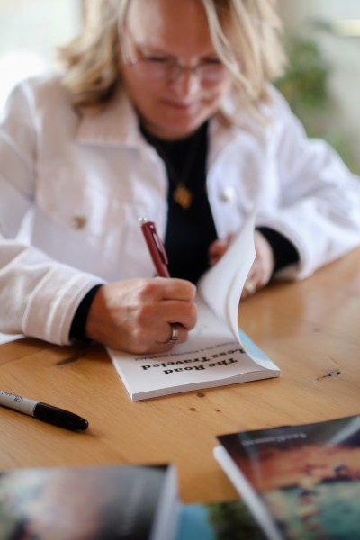 whispers-of-light-photography-lisas-headshots-dec-2016-17